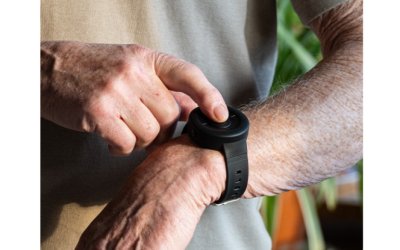 Trygghetslarm i form av en klocka